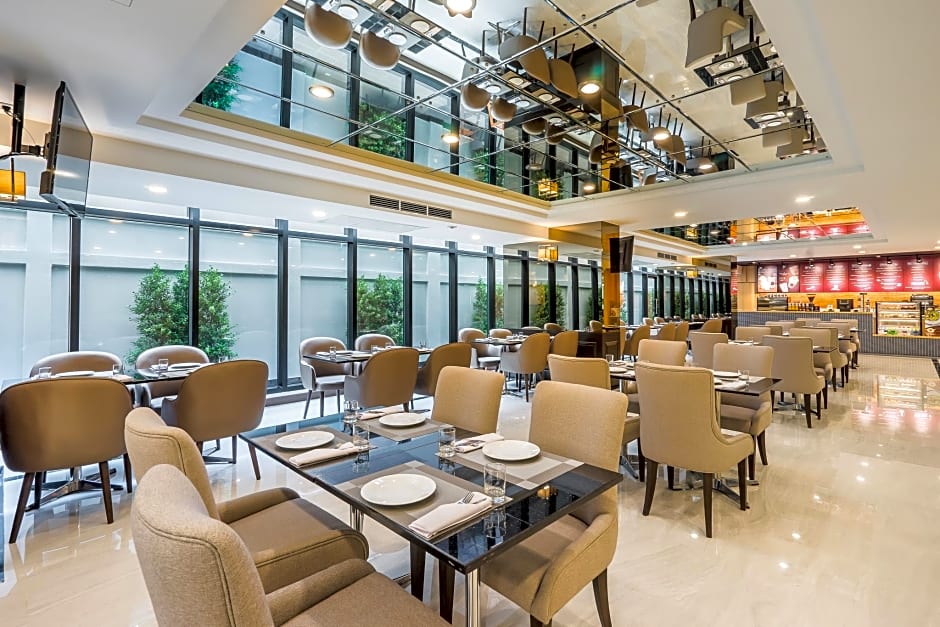 SureStay Plus by Best Western Sukhumvit 2