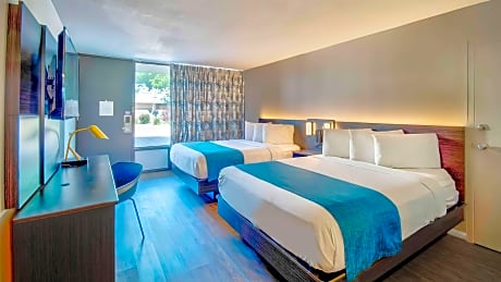 Queen Room with Two Queen Beds - Non-Smoking