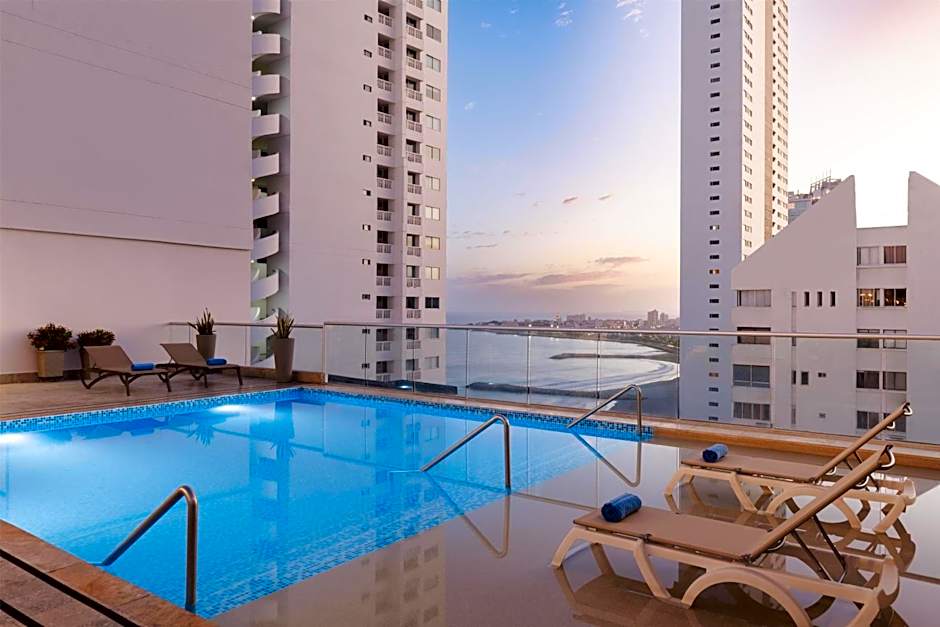 Photo 1 of 50 of Hampton By Hilton Cartagena