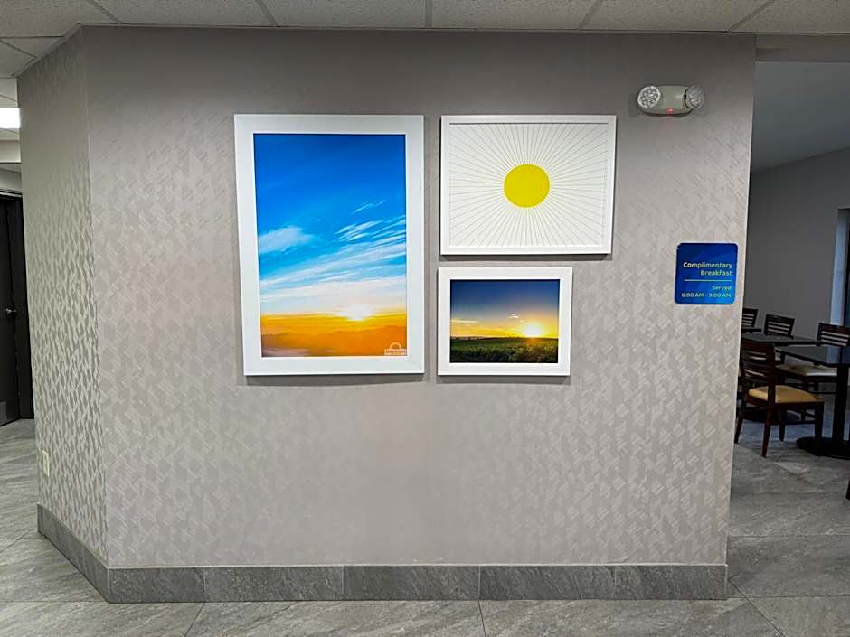 Days Inn by Wyndham McDonough
