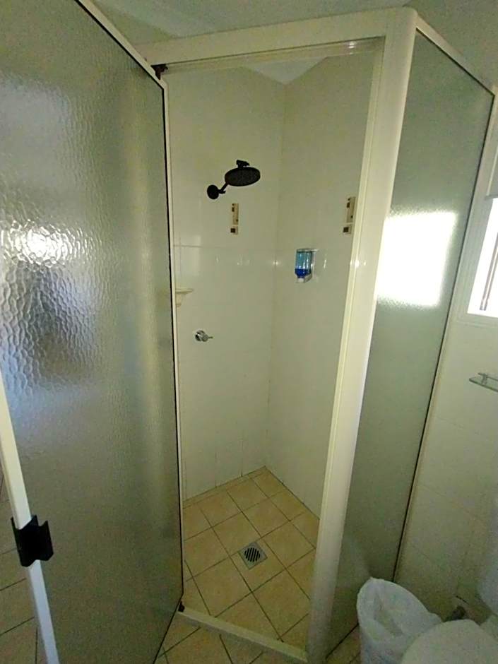 Cascade Motel In Townsville