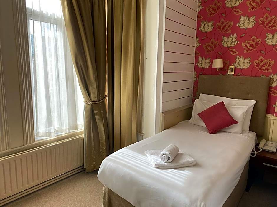 Single Room — 8 fotoğraftan 1. fotoğraf