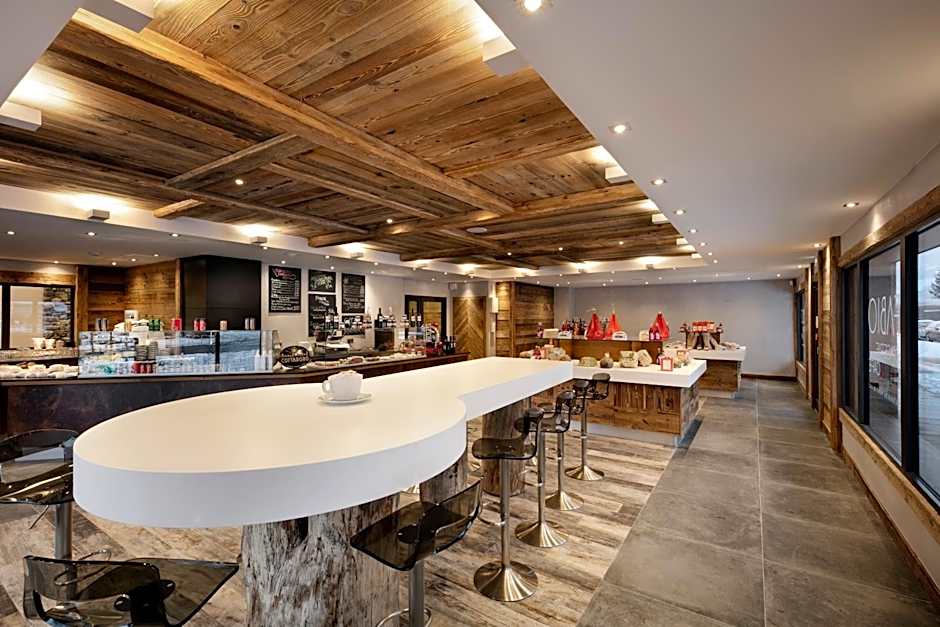 MGM Hôtels & Résidences - Hôtel Les Suites d'Alexane