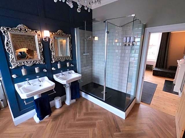 Castle View Bed and Breakfast