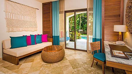 Preferred Club Junior Suite Swimout King