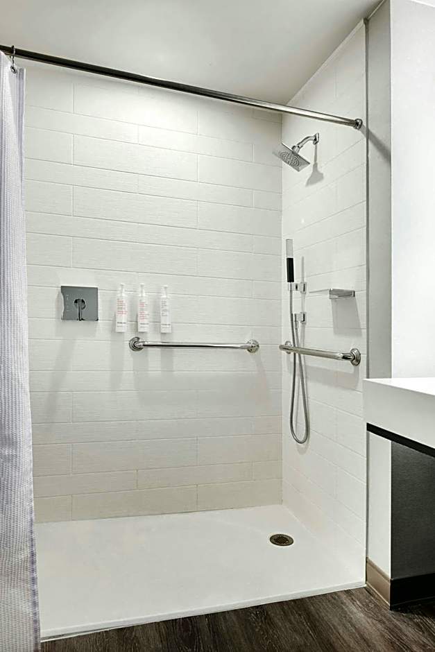 Mystic Marriott Hotel & Spa