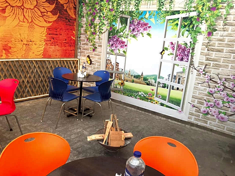 Hampton Hotel - 200 mt from Golden Temple 