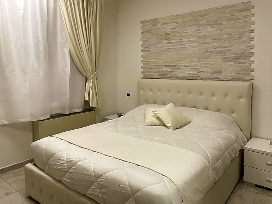 Royal Central Room