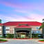 La Quinta Inn & Suites by Wyndham Mercedes Outlet Mall