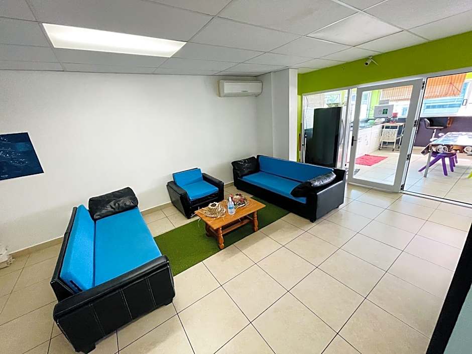 Mahana Lodge Hostel & Backpacker