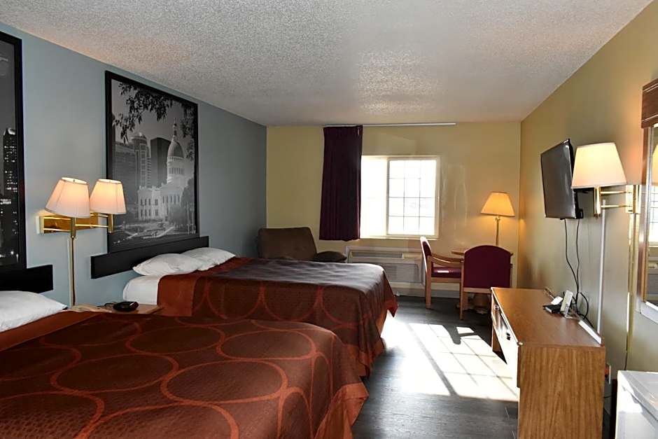 Super 8 by Wyndham Carthage