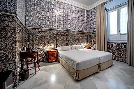 Double Room with Tiles
