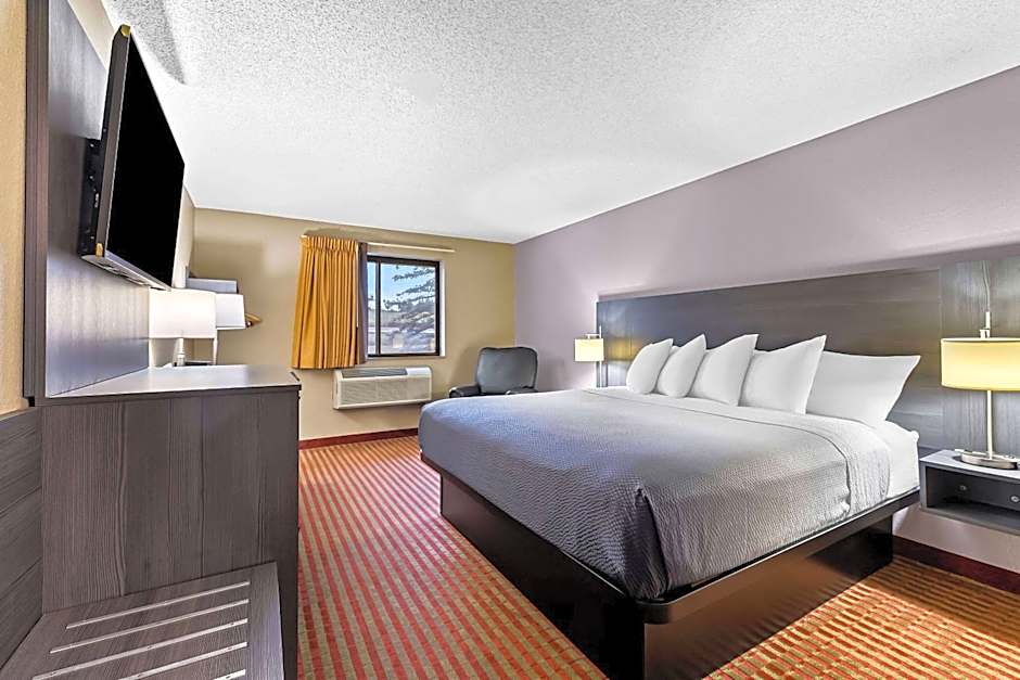 Super 8 by Wyndham Amsterdam