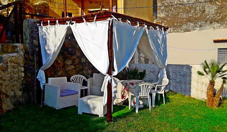 B&b Al Castello Di Lettere – Lettere, CO