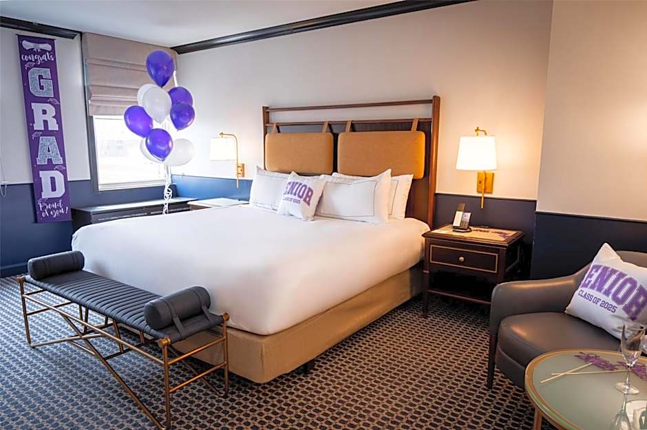 Hilton Orrington / Evanston