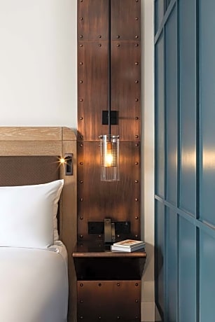 King Accessible Room