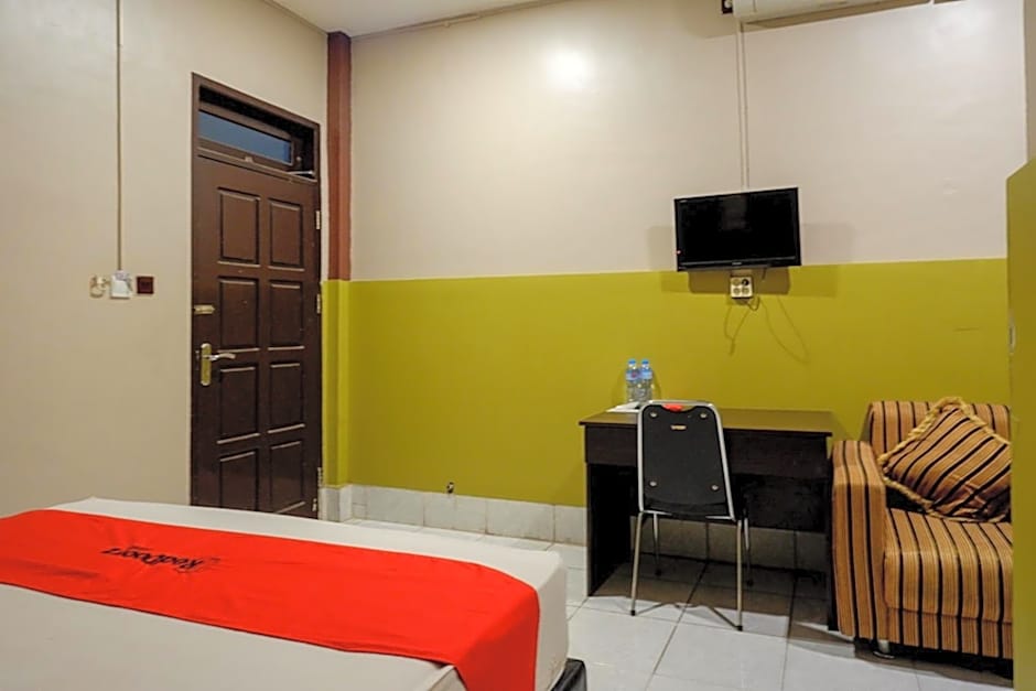 RedDoorz Syariah @ Hotel Wisma Indonesia Kendari