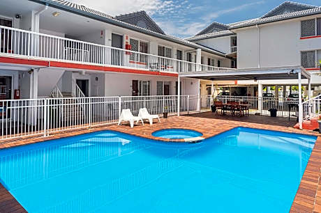 Sunshine Beach Resort