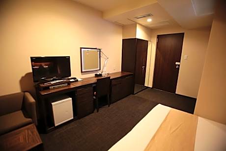 Double Room with Small Double Bed - Non-Smoking