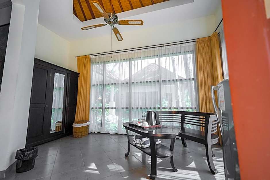 Orlowsky Discovery Candidasa Hotel