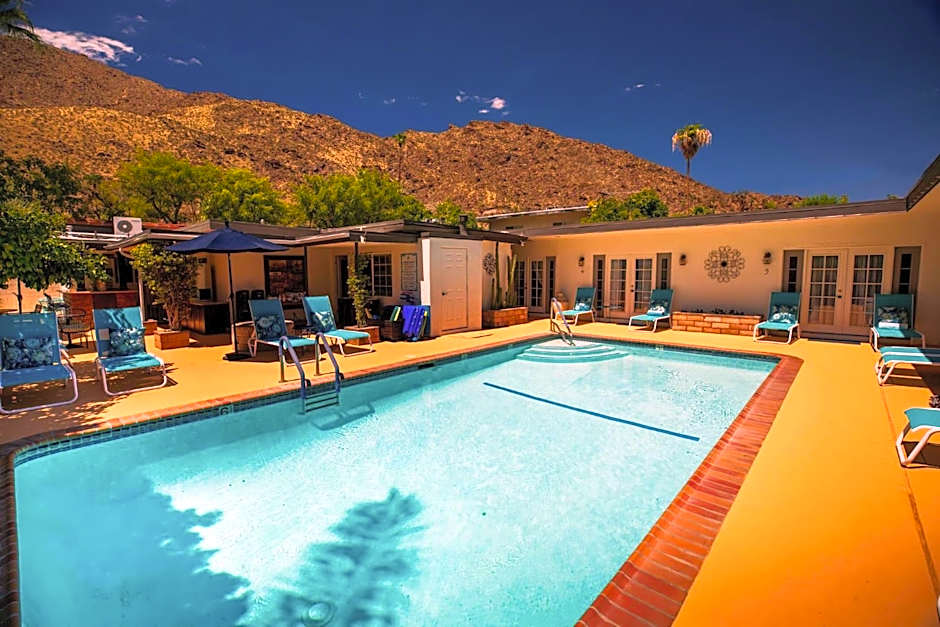 Old Ranch Inn - Adults Only 21 & Up