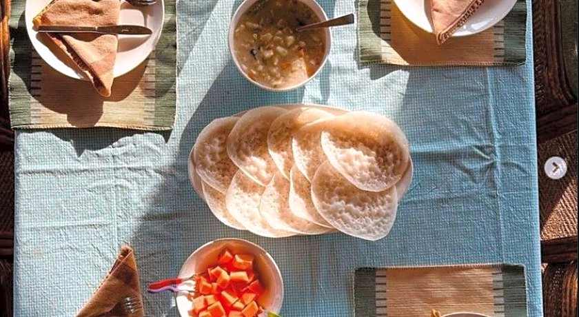 Spice Coast Cruises - Houseboat, A CGH Earth Experience