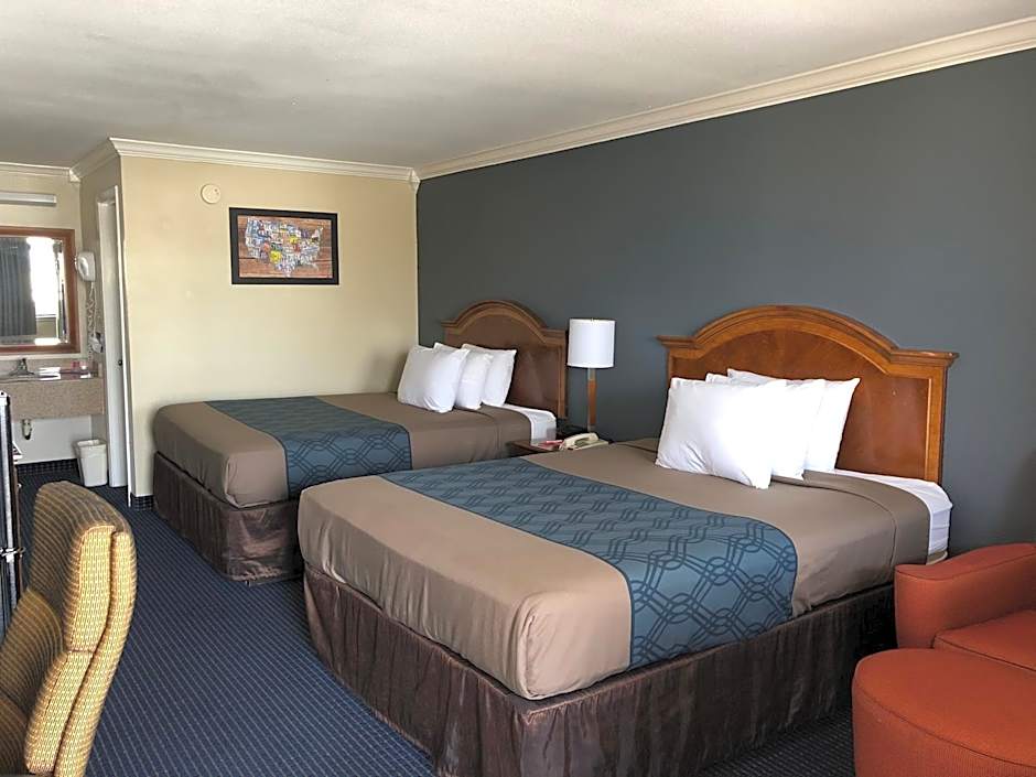 University Inn & Suites