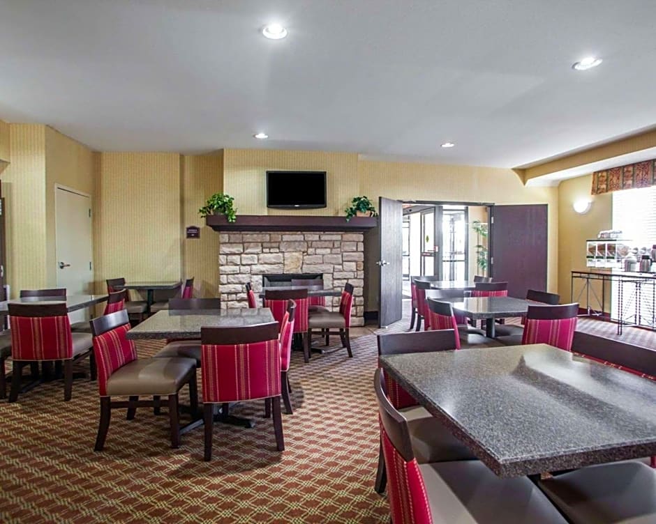 Comfort Inn & Suites Harrisonville