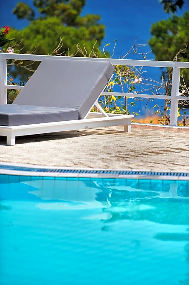 Akra Morea Hotel & Residences