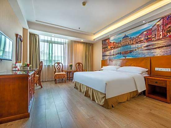 Vienna Hotel Huizhou West Lake Maidi South Road