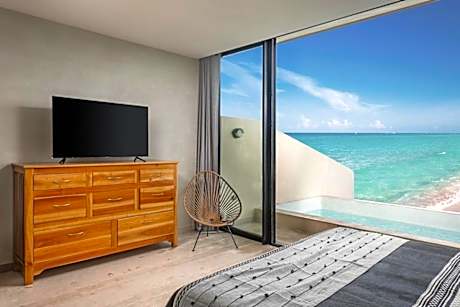 Oceanview PH studio at Tankah Bay