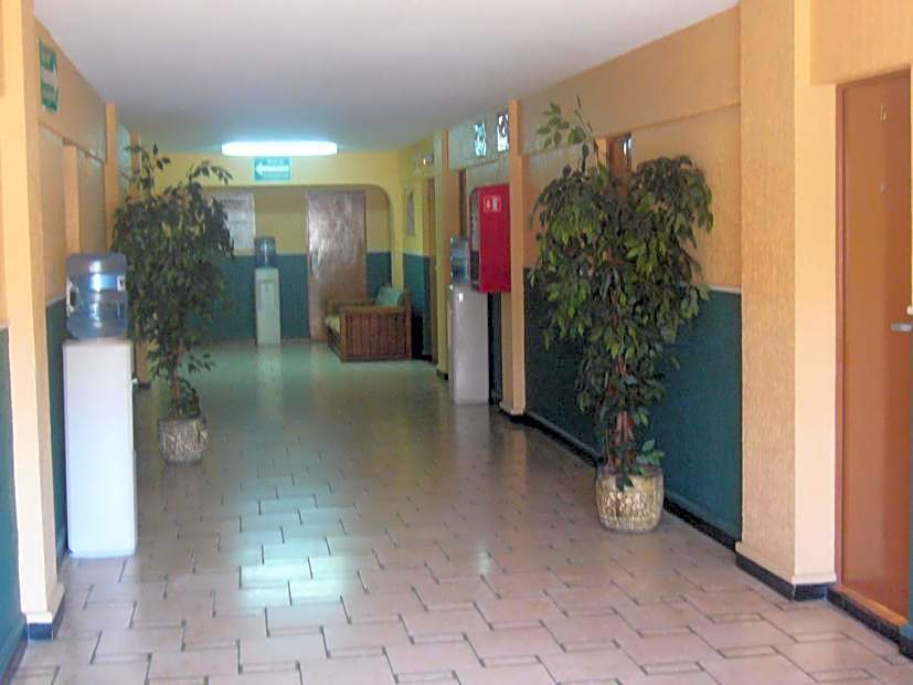 Hotel Del Rio Inn