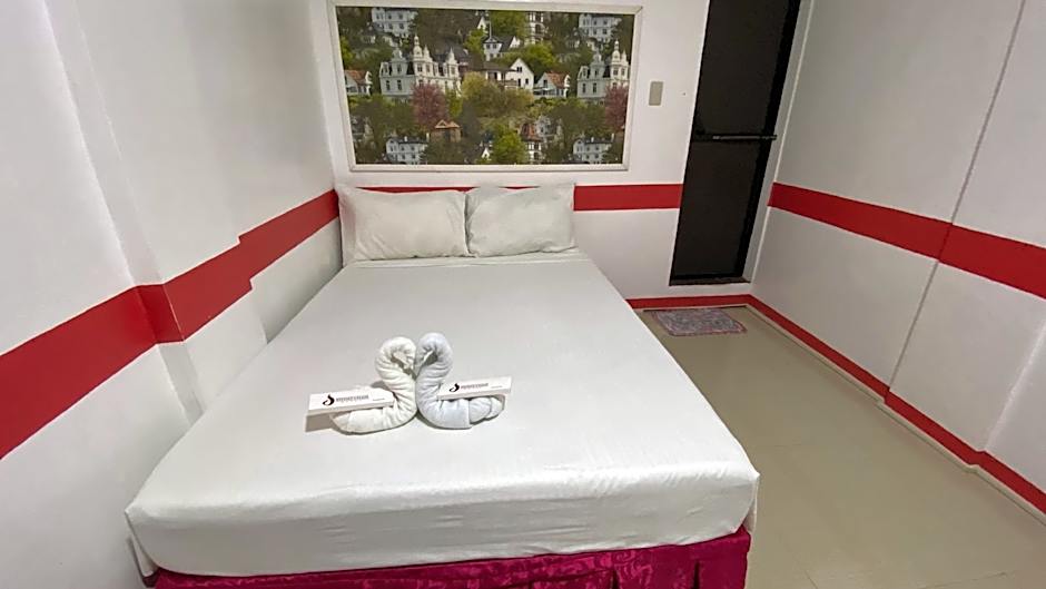 DESTINY's PLACE HOTEL CHEAPEST! COLDEST! MAGANDA! MALINIS! NEAR ROBINSONS XENTRO MALL