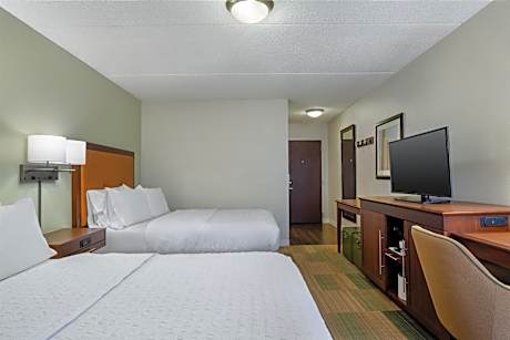 Room with Two Queen Beds - Non-Smoking