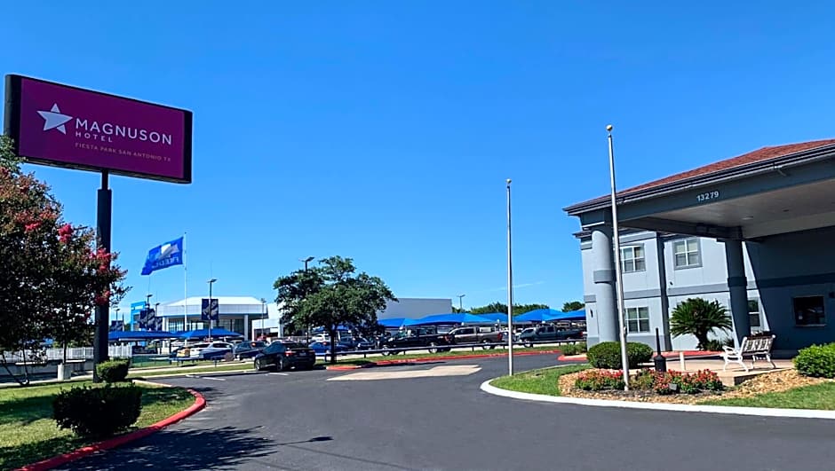 Quality Inn & Suites I-10 Near Fiesta Texas