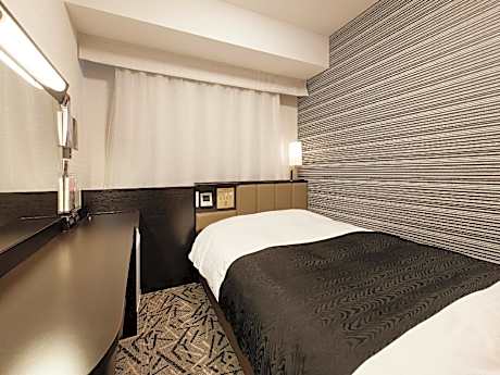 Single Room - Non-Smoking