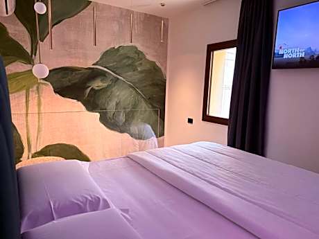 One-bedroom Loft Apartment