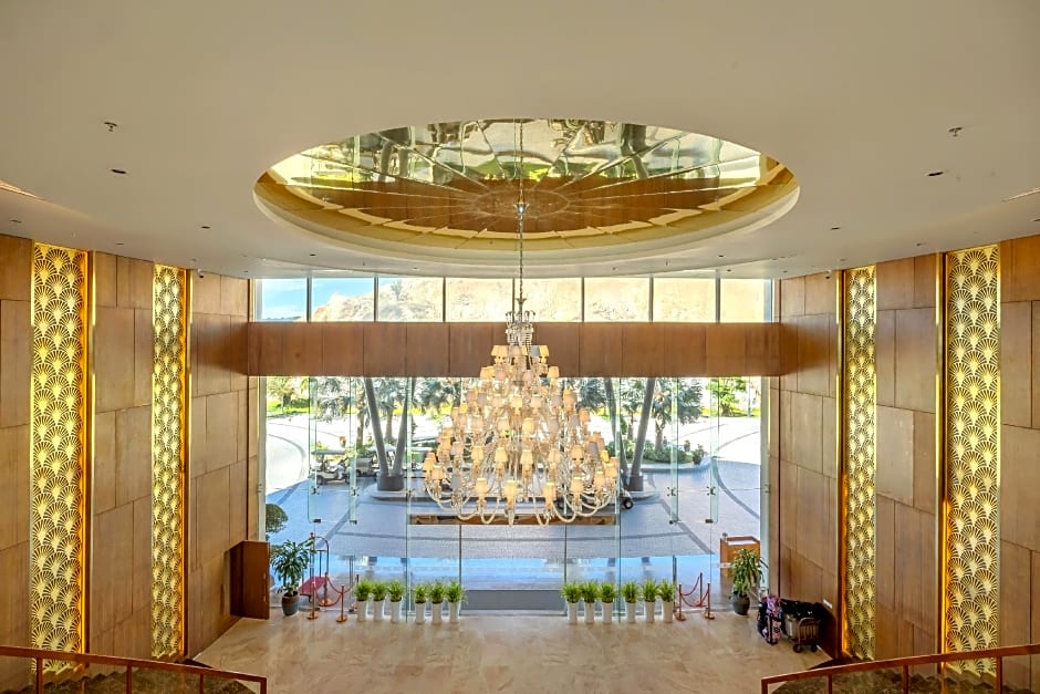 Wyndham Grand KN Paradise Cam Ranh