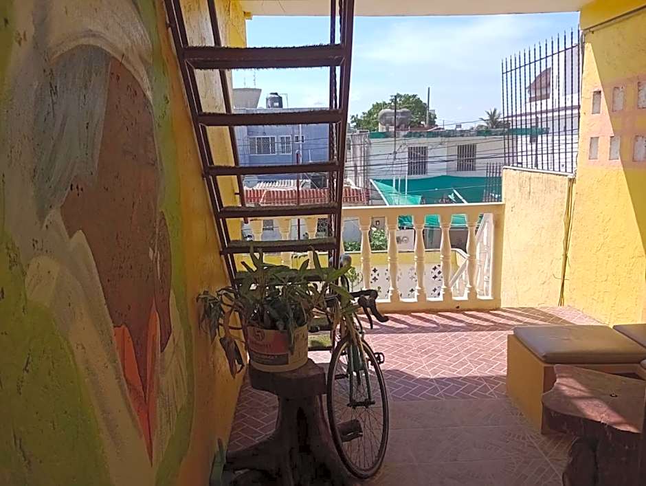 AH KIN Cancun Centro