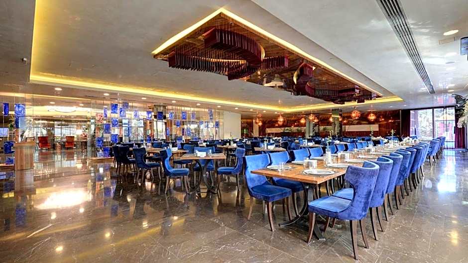 Gold Majesty Hotel