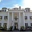 CRABTREES KITTLE HOUSE RESTAURANT & INN - BED AND BREAKFAST