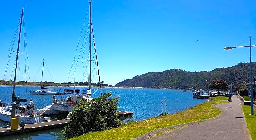 Whakatane Hotel