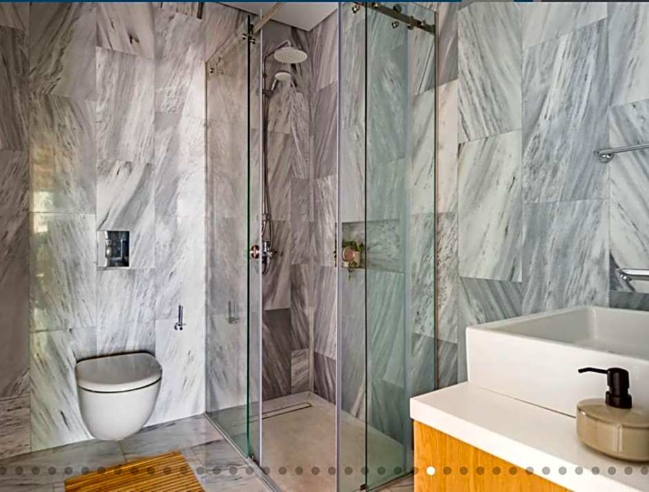 Olive Shared Pool Apartments