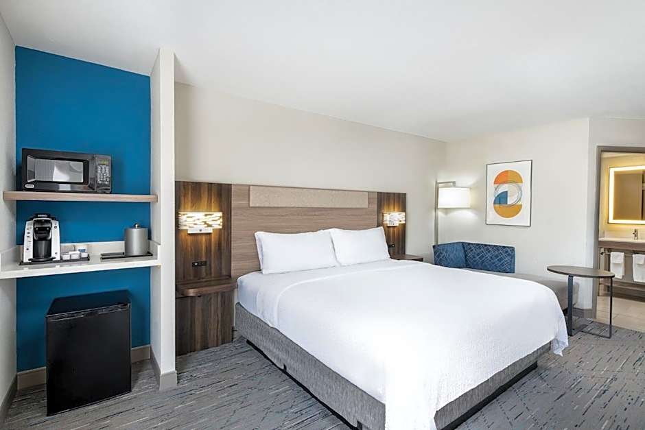 Holiday Inn Express Atlanta West - Theme Park By IHG