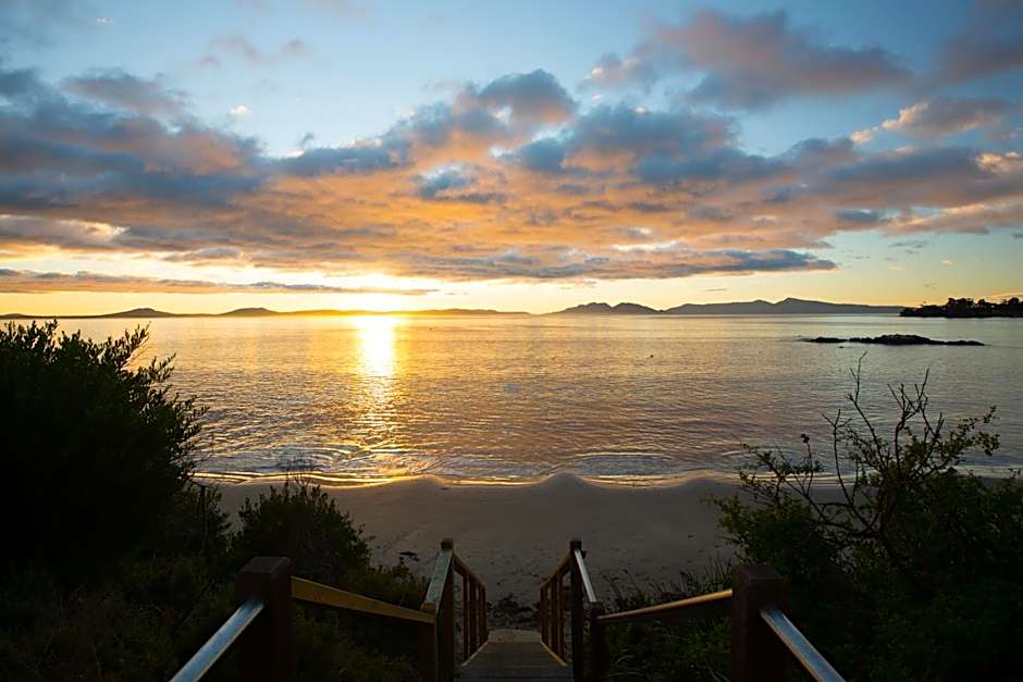 Swansea Beach Chalets