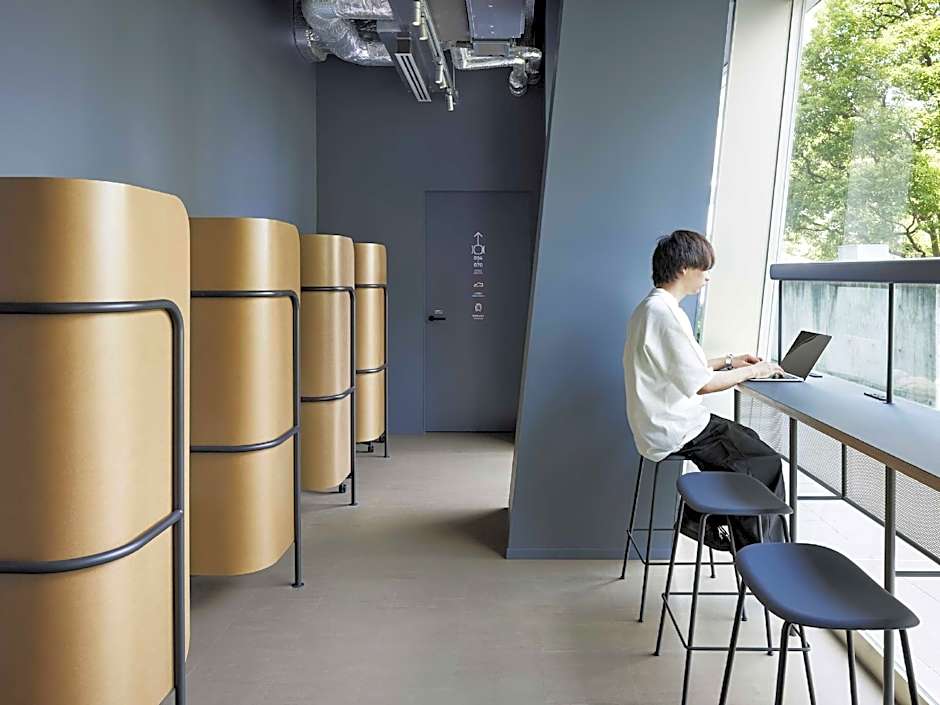 9h nine hours Shinagawa station for men 