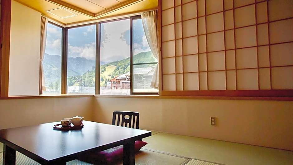 Hakuba Onsen Ryokan Shirouma-So