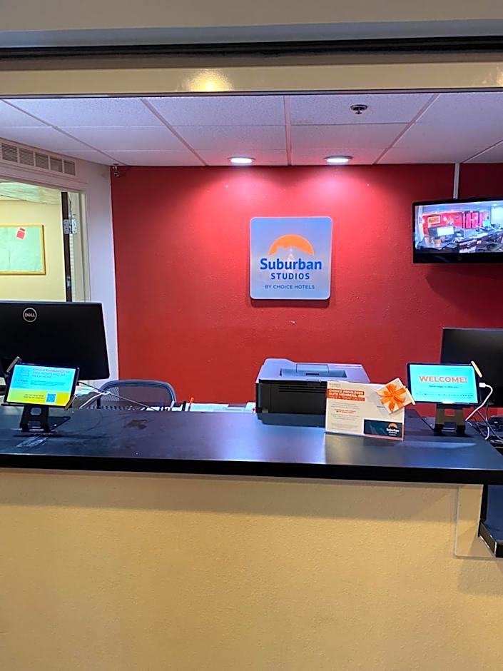 Suburban Studios Auburn Hills - Detroit