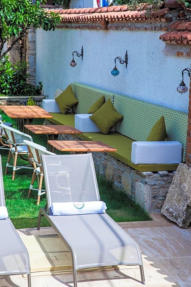 Livia Garden Hotel