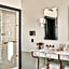 Hotel Per La, Autograph Collection